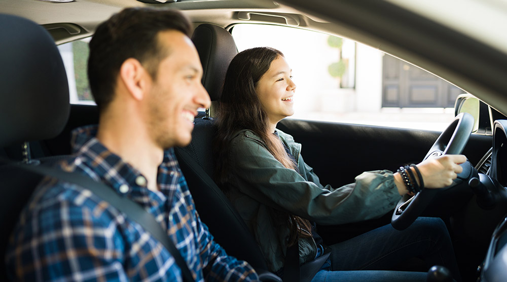 19 safety tips for teen drivers.