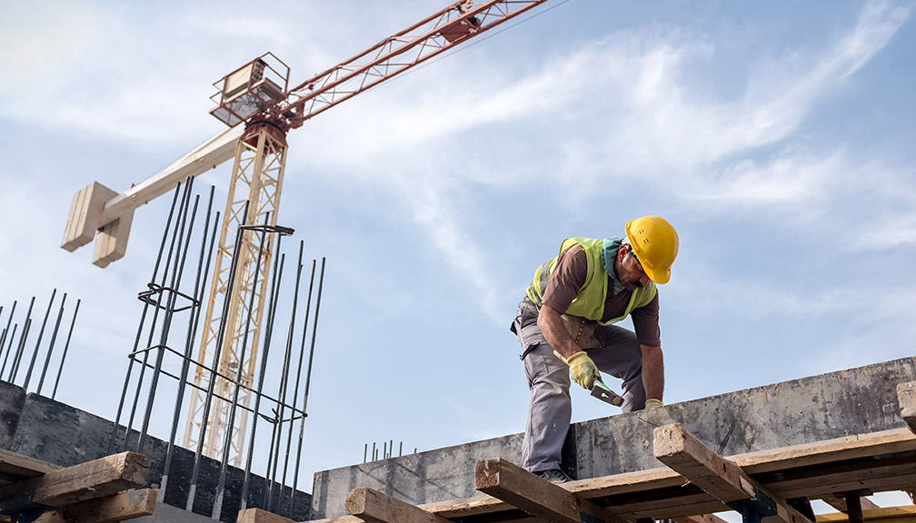 Avoiding OSHA’s Fatal Four: 6 fall prevention tips for contractors.