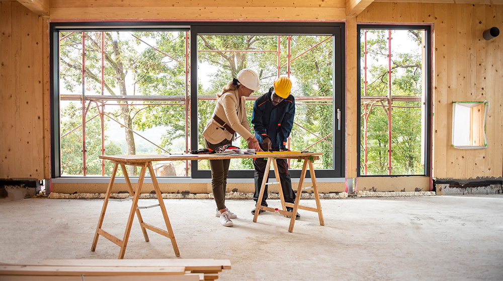 when to hire a contractor